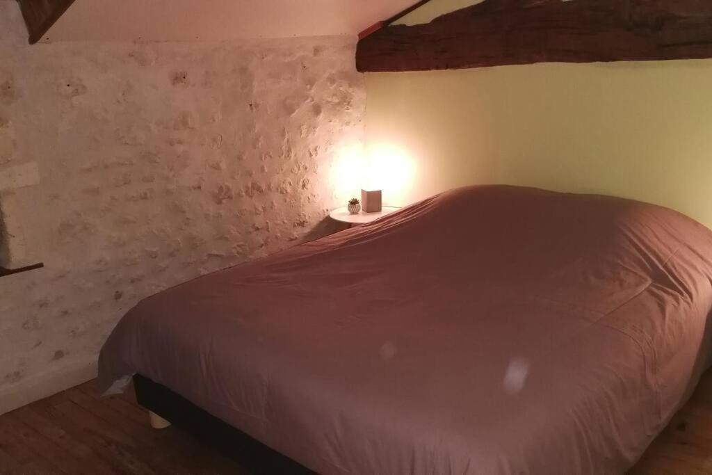 Maison Charentaise A La Campagne Becheresse Zewnętrze zdjęcie